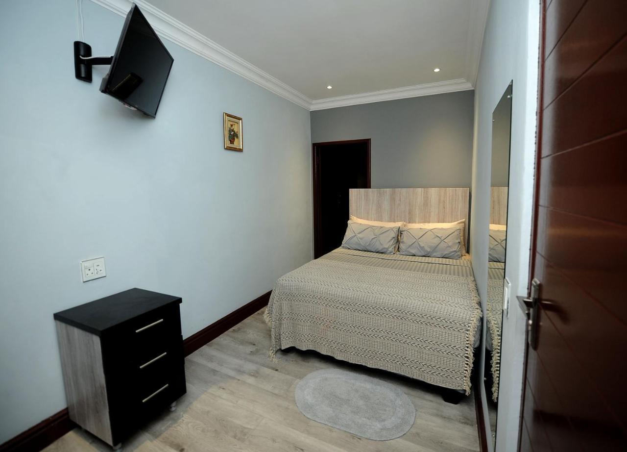 Guest house Elly 2*