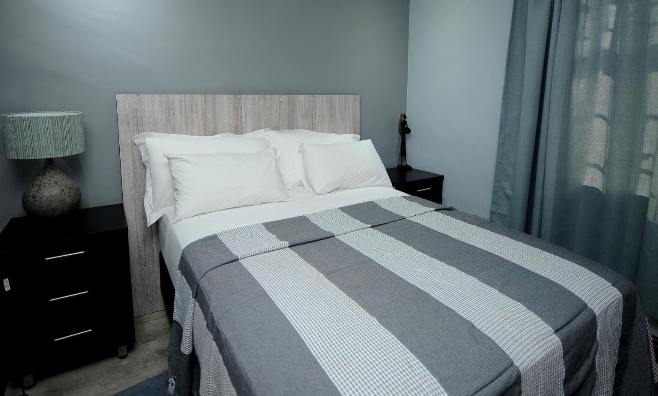 Elly Guest house 2*