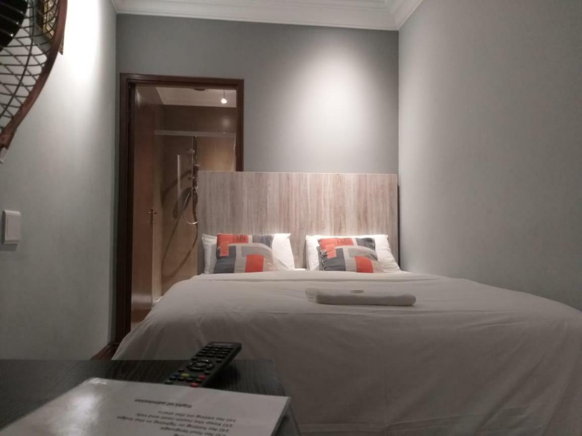 Elly Guest house