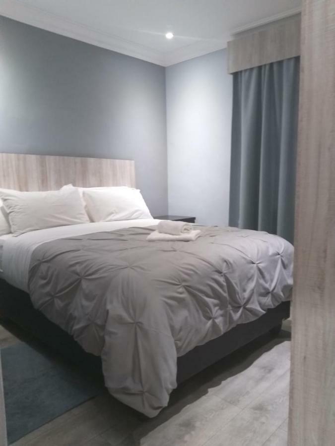 Elly Guest house 2*